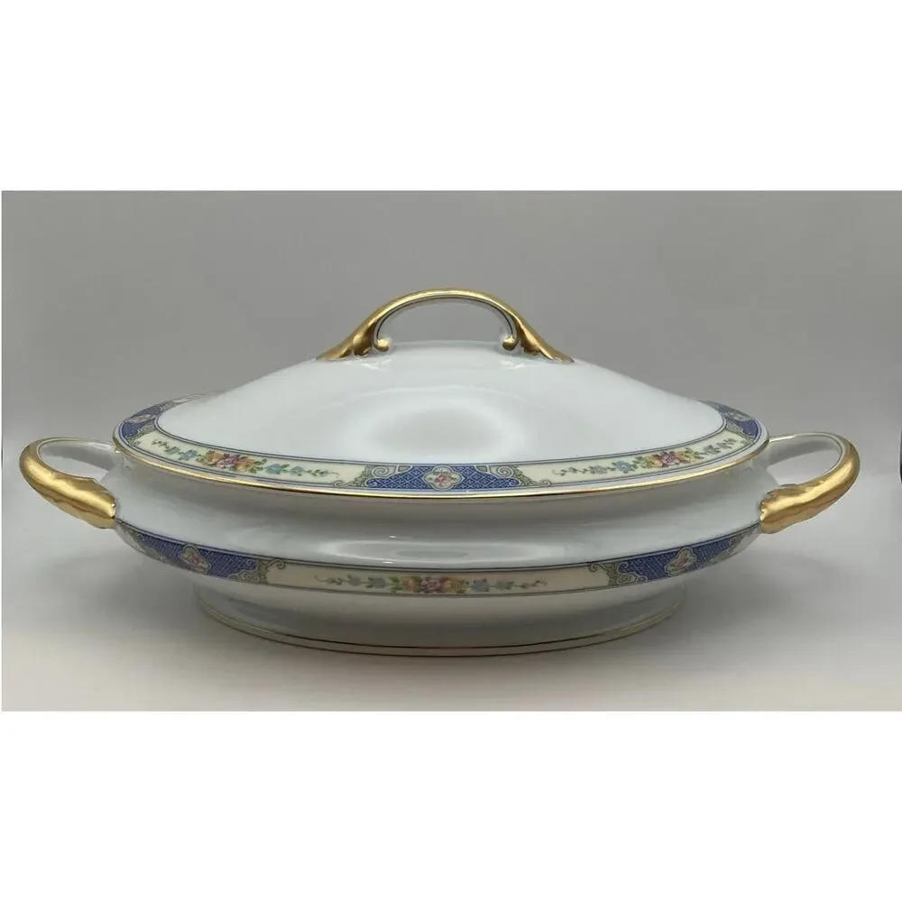 VTG Bohemia Ceramic Works Cecil Pattern Lidded Oval Casserole Czechoslovakia